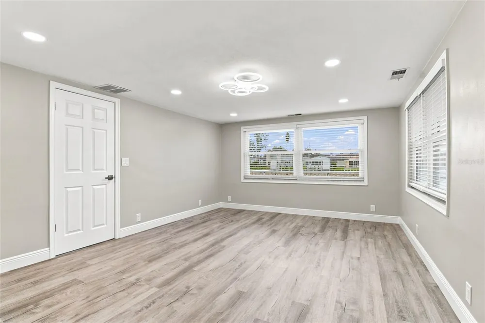 4549 TOPSAIL TRAIL New Port Richey, FL 34652