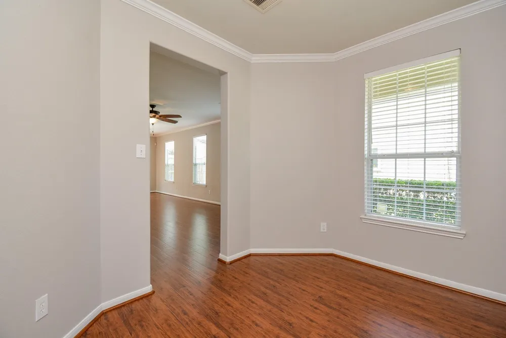 16021 Summerville Lake Drive Tomball, TX 77377
