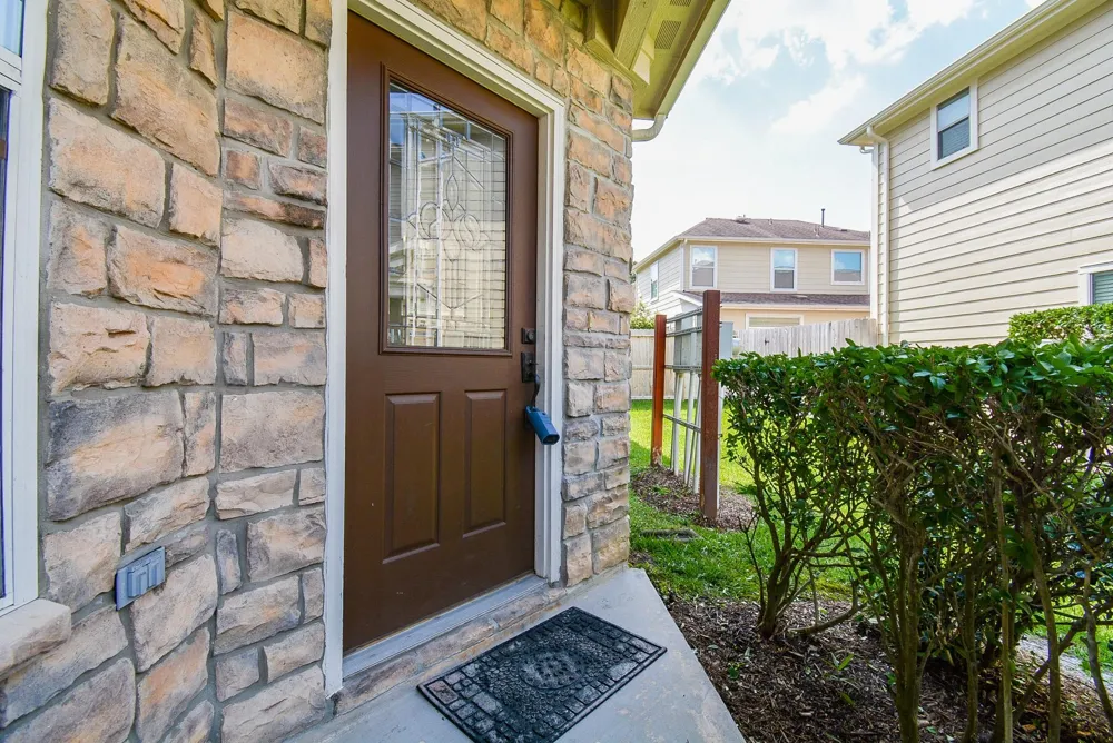 16021 Summerville Lake Drive Tomball, TX 77377