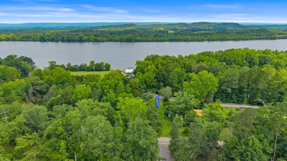 195 Crisp Lane Decatur, TN 37322