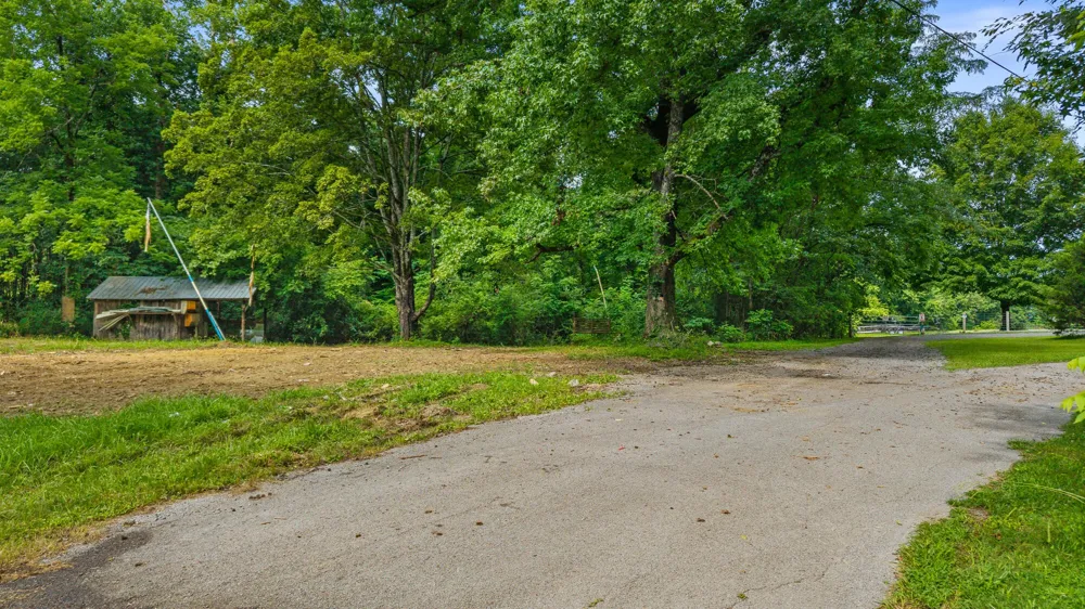 195 Crisp Lane Decatur, TN 37322