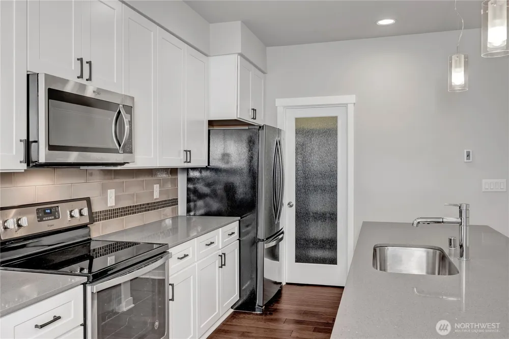 19225 Damson Road #D2 Lynnwood, WA 98036