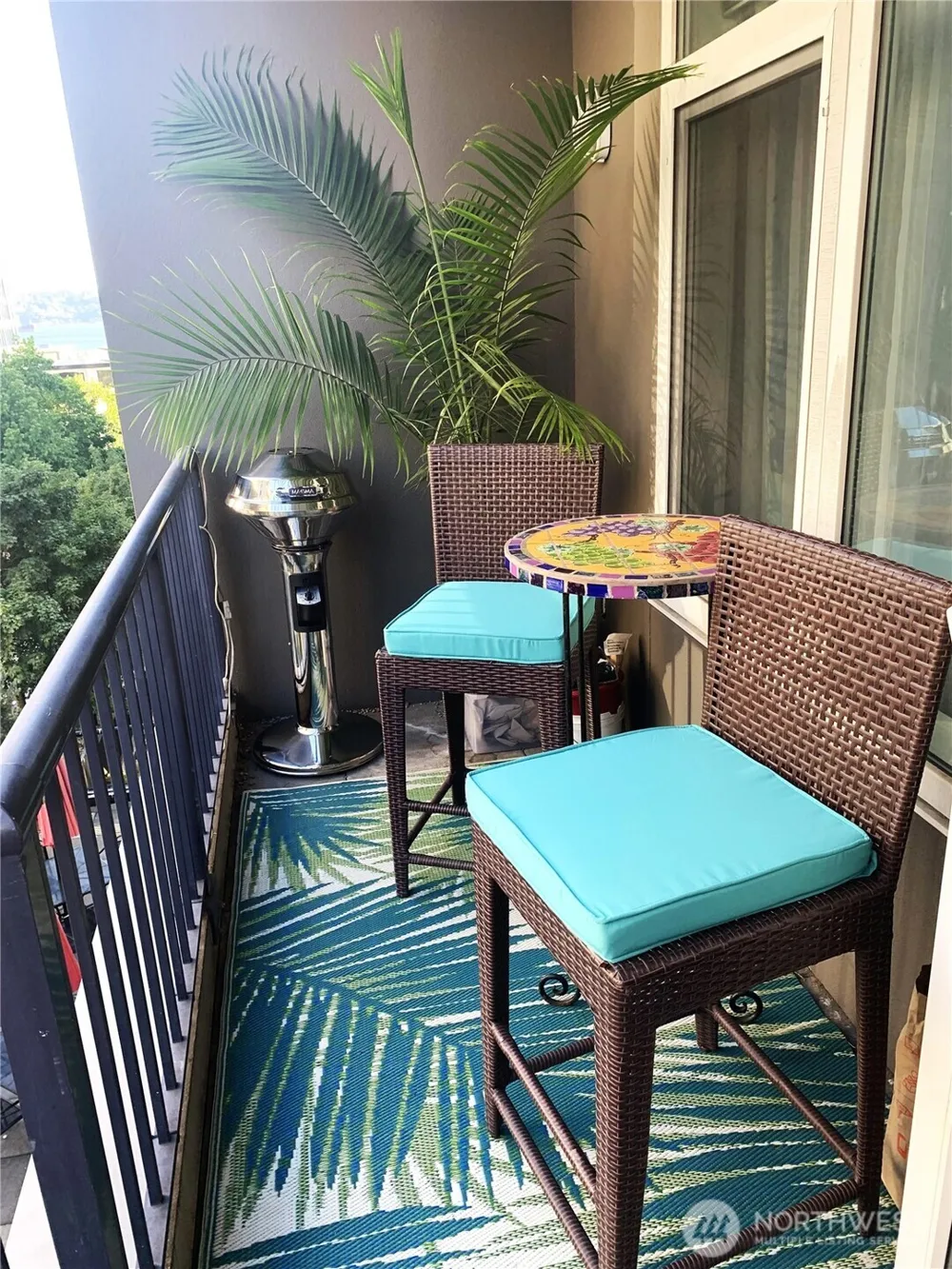 2801 1st Avenue #208 Seattle, WA 98121