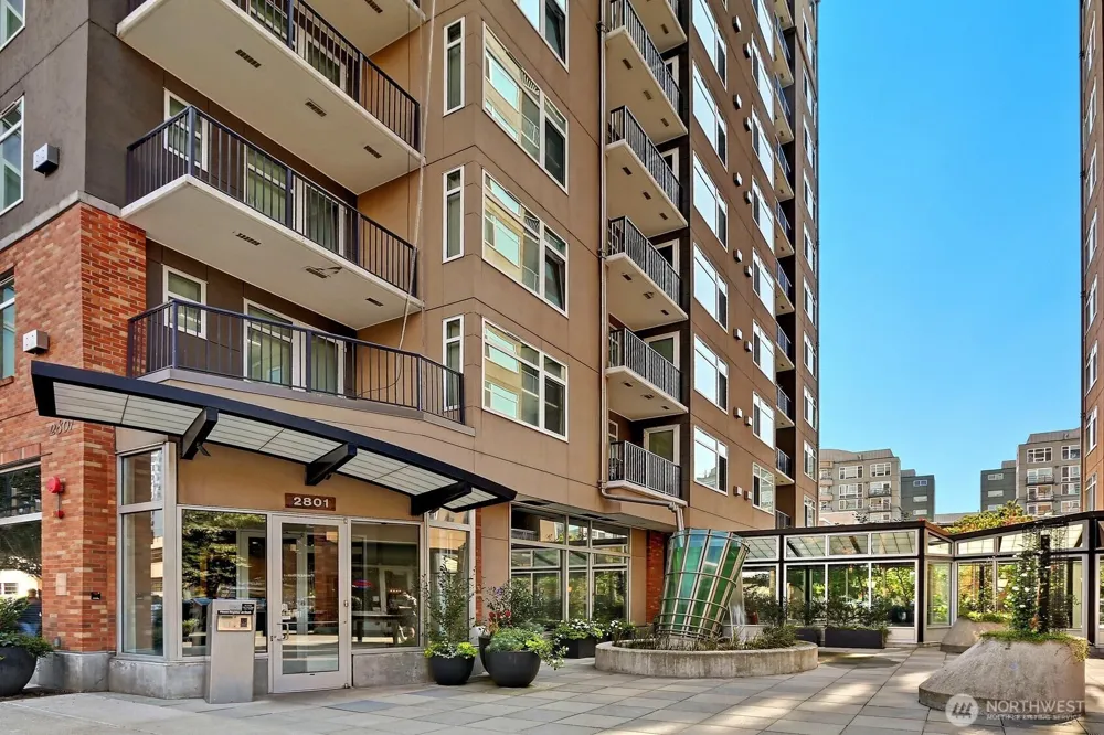 2801 1st Avenue #208 Seattle, WA 98121
