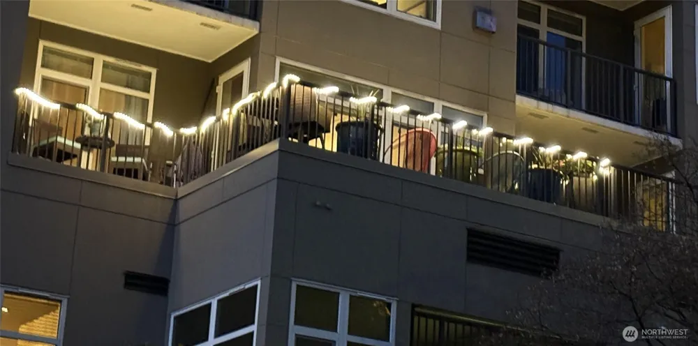 2801 1st Avenue #208 Seattle, WA 98121