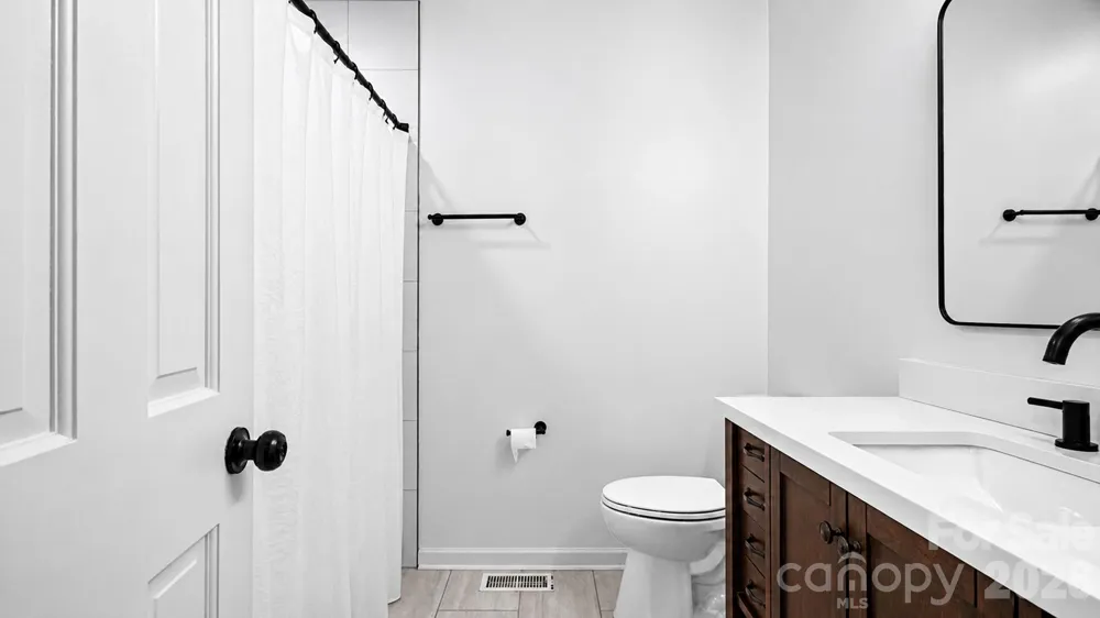 2222 Kings Drive Gastonia, NC 28056