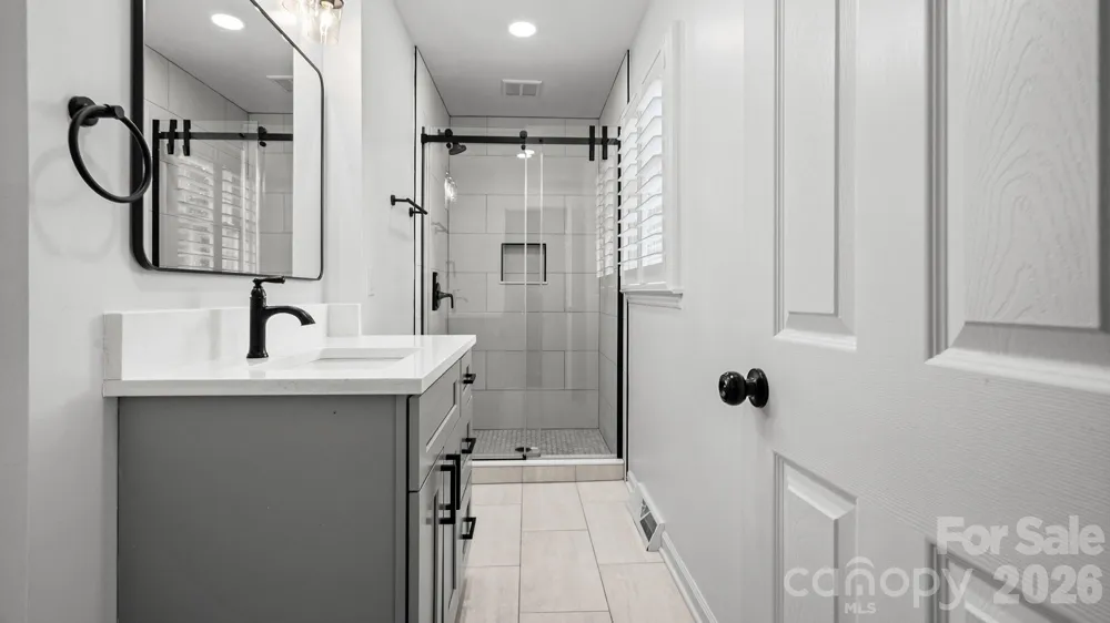 2222 Kings Drive Gastonia, NC 28056