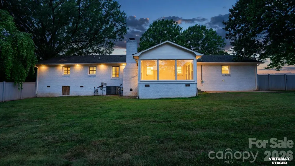 2222 Kings Drive Gastonia, NC 28056