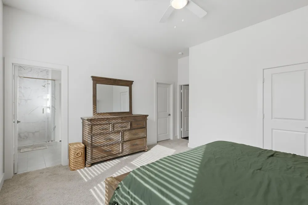 5264 Texas Street Houston, TX 77011