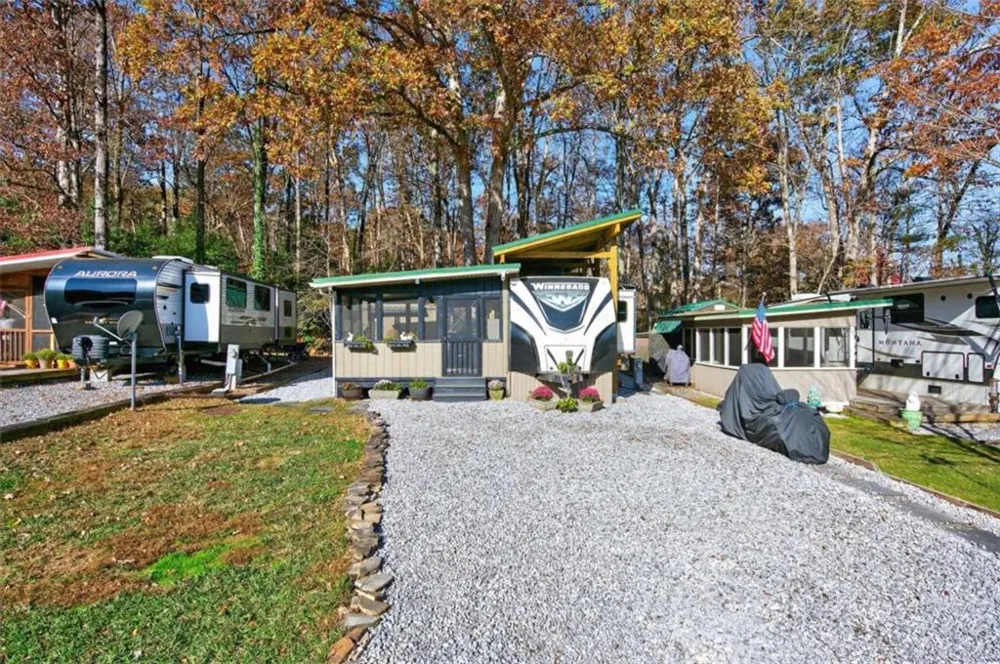 324 Leisure Acres Drive Cleveland, GA 30528