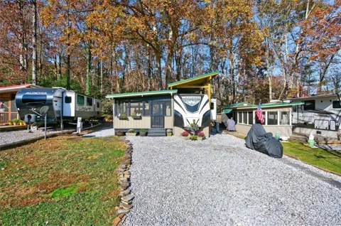 324 Leisure Acres Drive