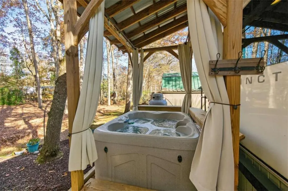 324 Leisure Acres Drive Cleveland, GA 30528