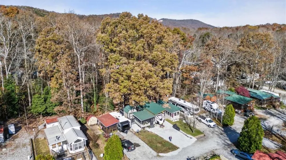 324 Leisure Acres Drive Cleveland, GA 30528