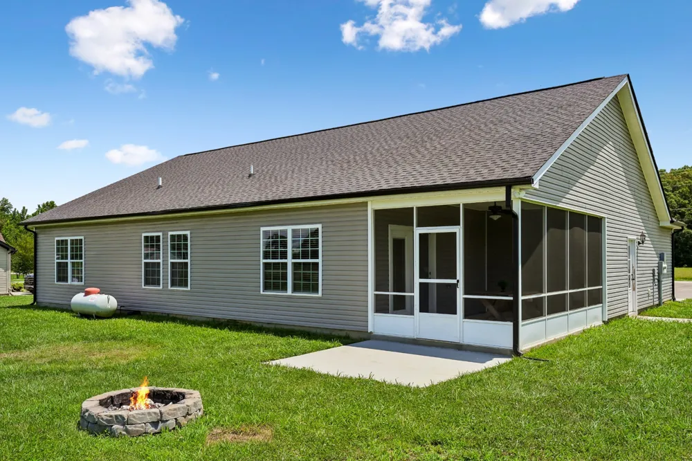 731 N Main St Morrison, TN 37357