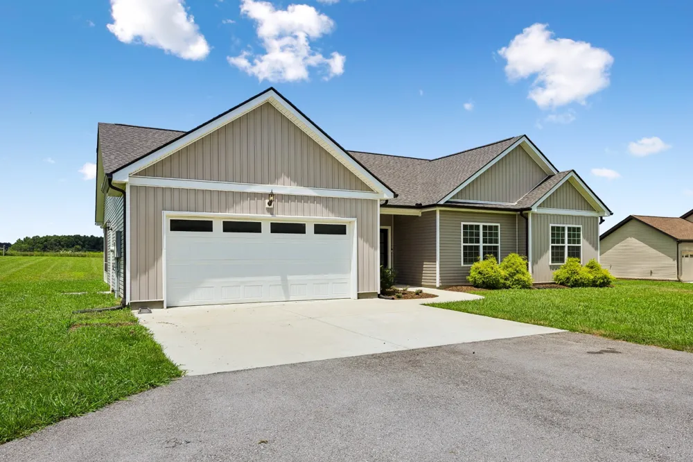 731 N Main St Morrison, TN 37357