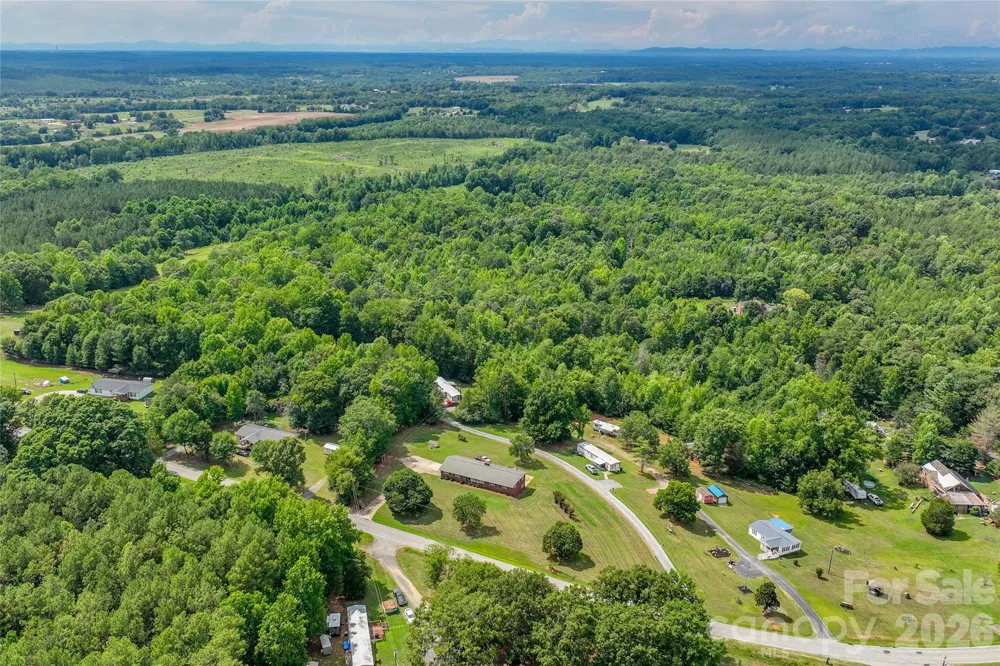 114 Jason Drive Blacksburg, SC 29702