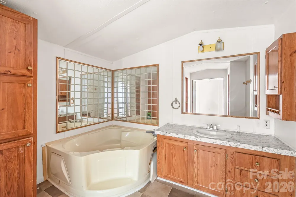 114 Jason Drive Blacksburg, SC 29702