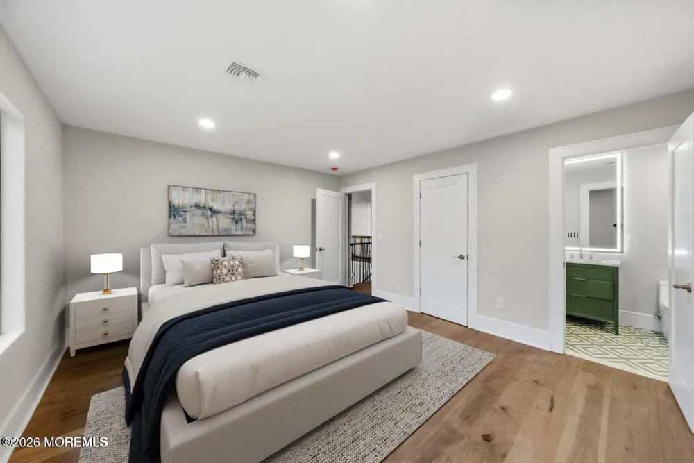 11 Hobart Street Marlboro, NJ 07746
