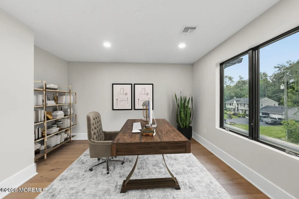 11 Hobart Street Marlboro, NJ 07746