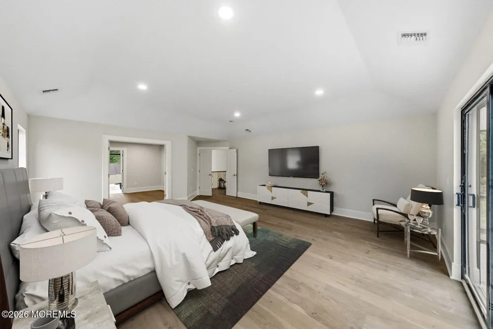 11 Hobart Street Marlboro, NJ 07746