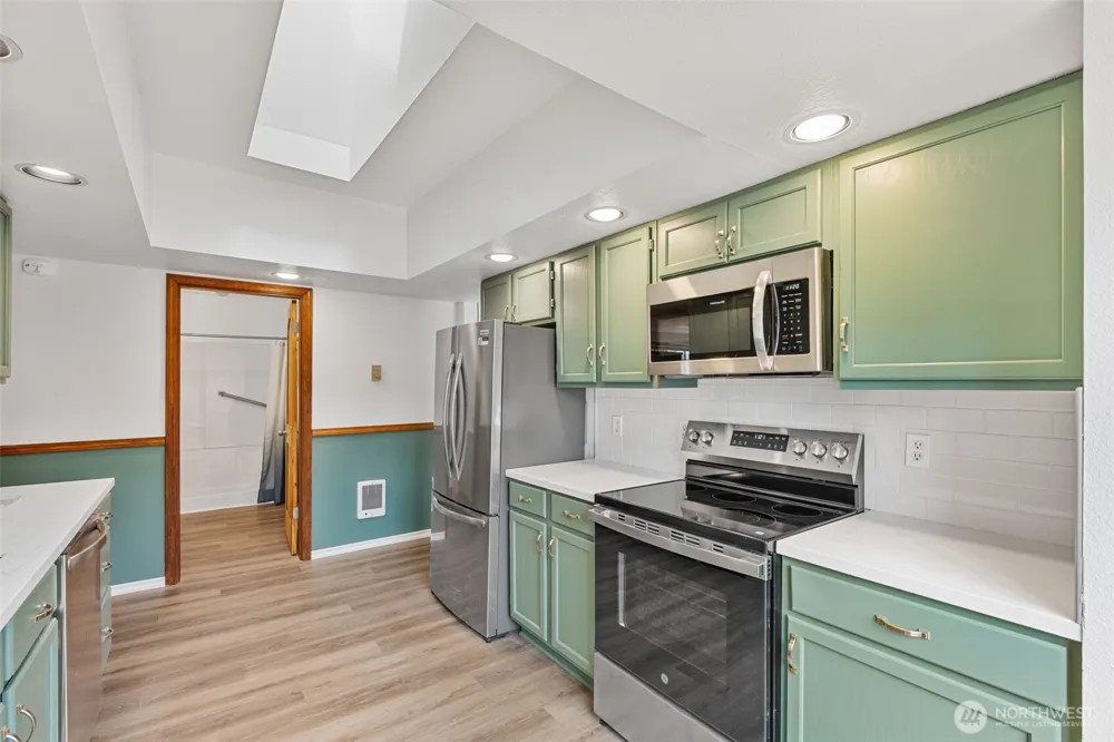 725 W Main Avenue Morton, WA 98356
