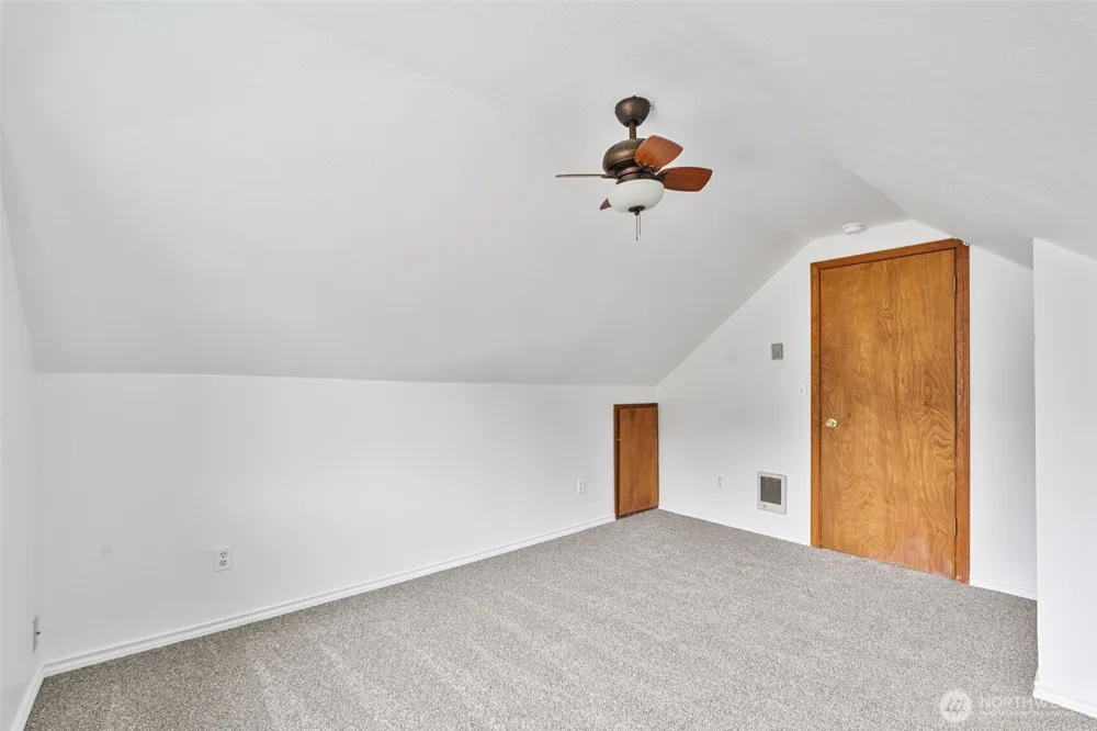 725 W Main Avenue Morton, WA 98356