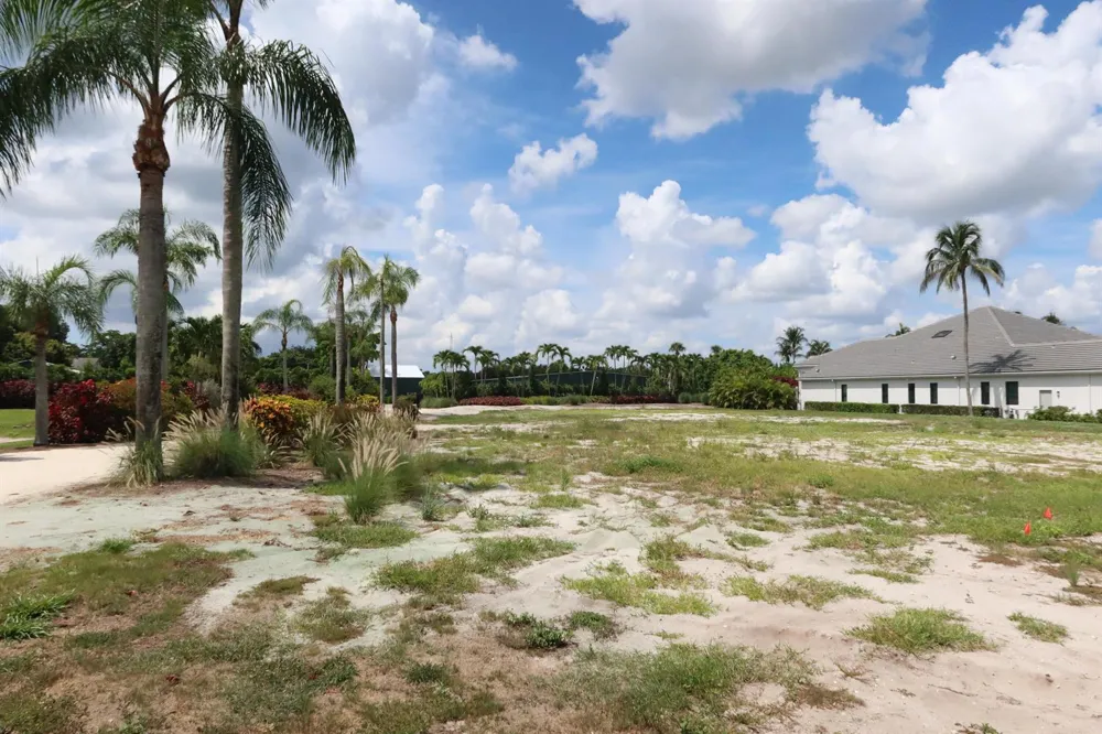 4752 BOCAIRE BOULEVARD Boca Raton, FL 33487