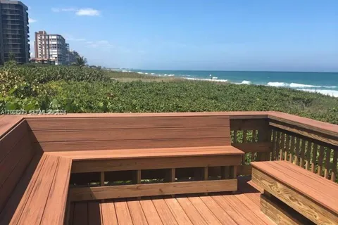 3880 Highway A1A #102