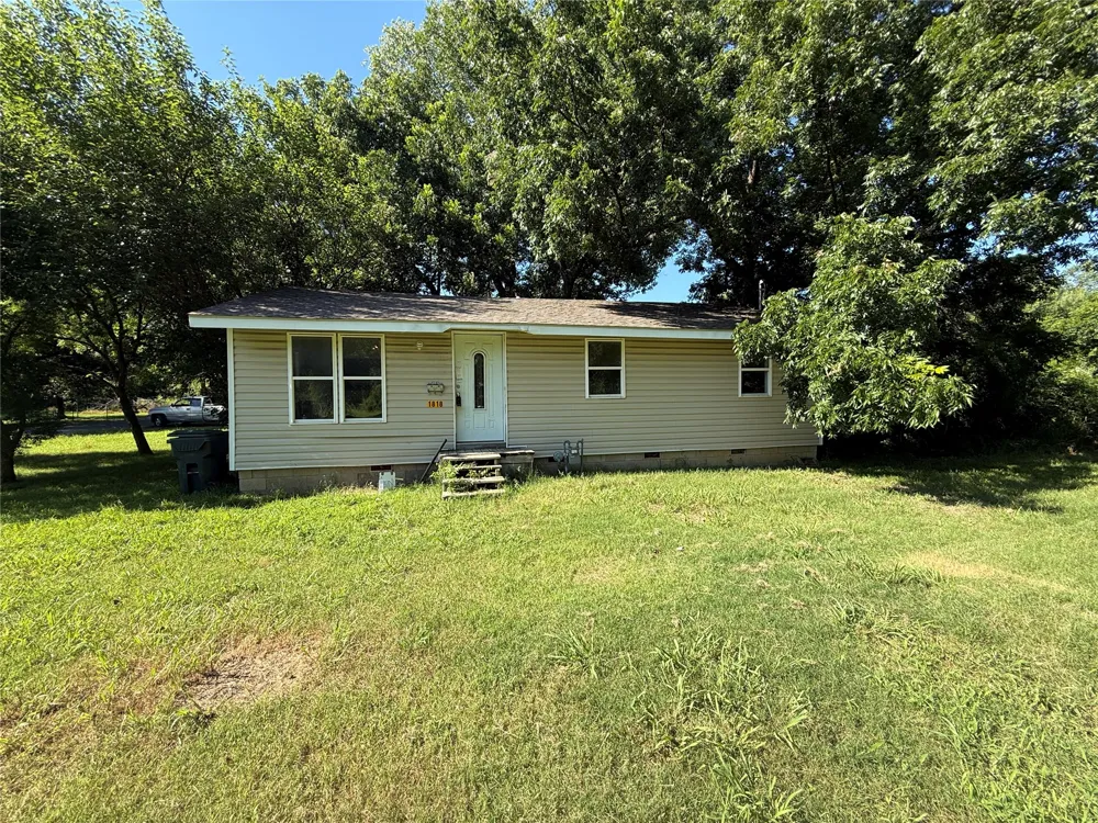 1818 W Martin Luther King Street Muskogee, OK 74401