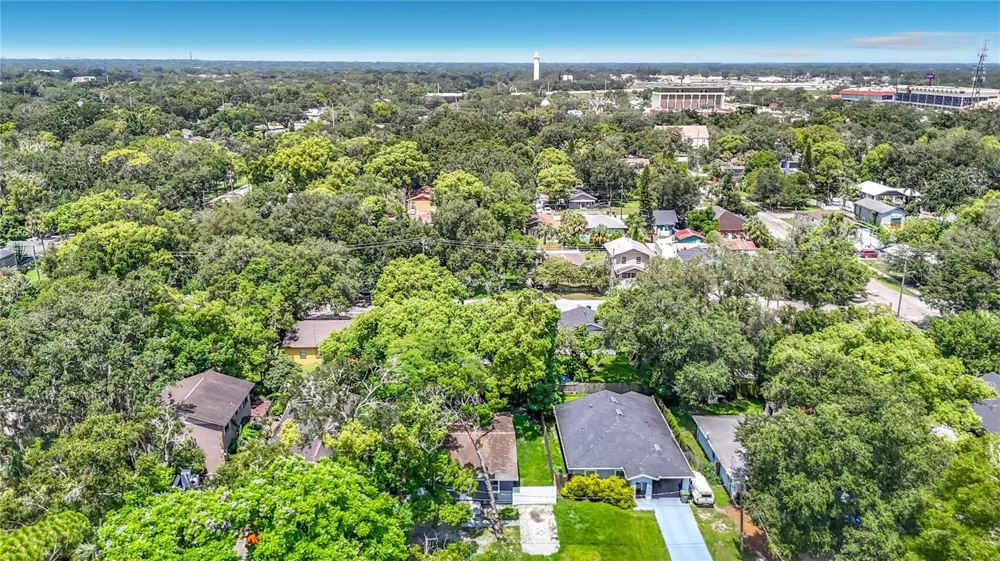 8010 13TH STREET Tampa, FL 33604