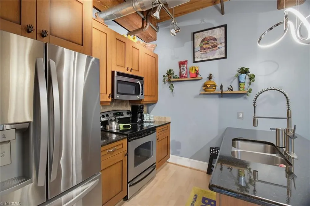836 Oak Street #306 Winston-Salem, NC 27101