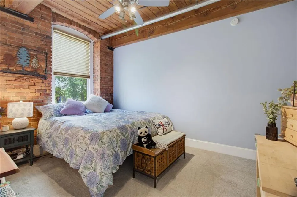836 Oak Street #306 Winston-Salem, NC 27101