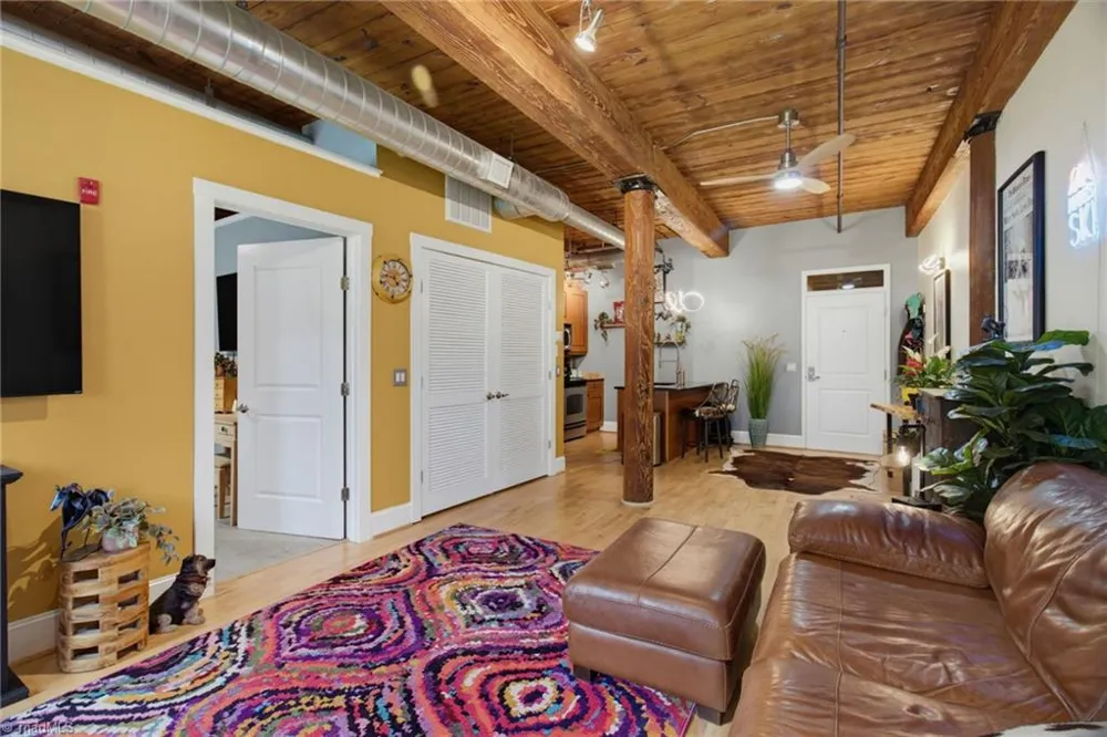 836 Oak Street #306 Winston-Salem, NC 27101