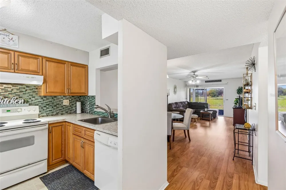 11110 CARRIAGE HILL DRIVE #5 Port Richey, FL 34668