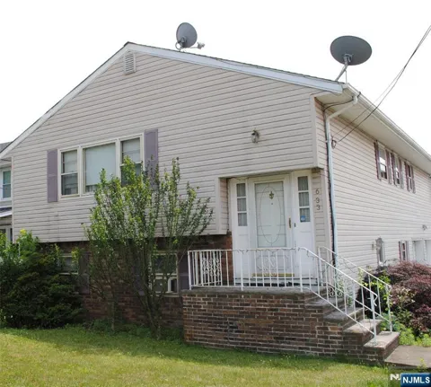 633 Totowa Road