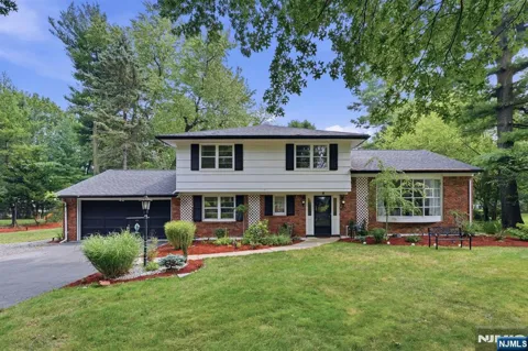 44 Northrop Lane