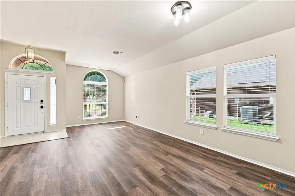 6541 Serena Lane Woodway, TX 76712