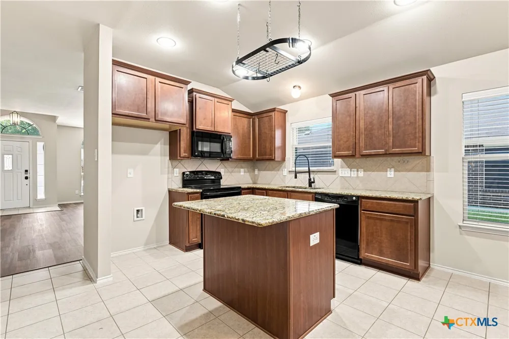 6541 Serena Lane Woodway, TX 76712