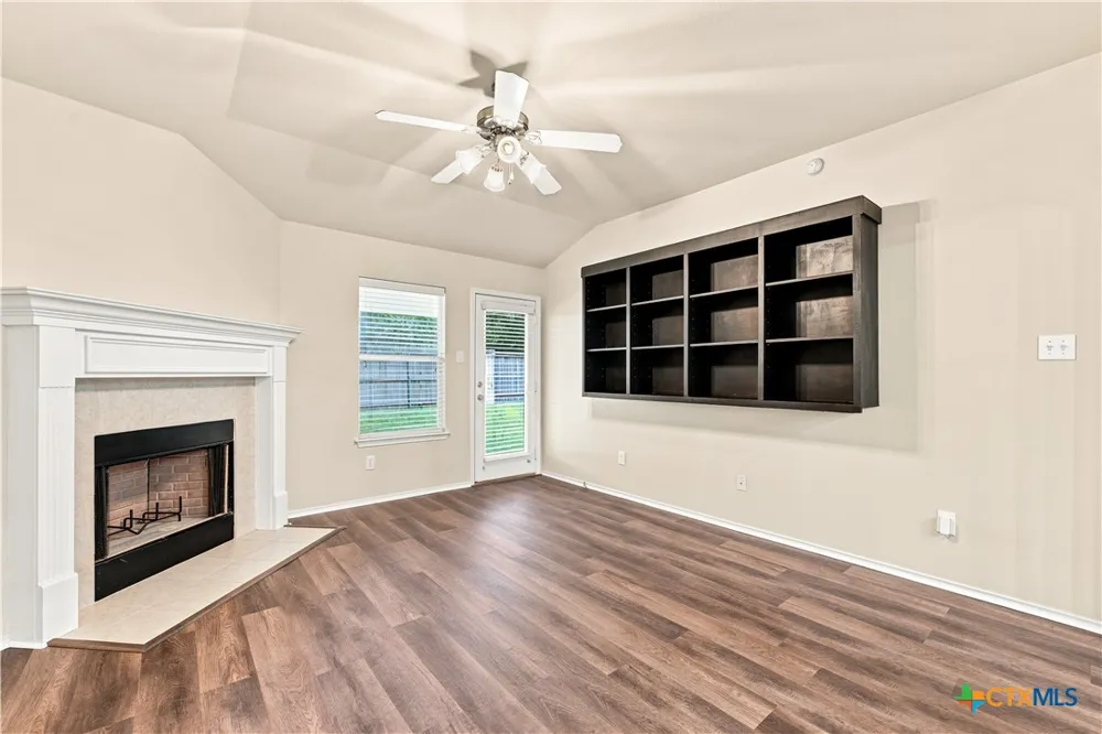 6541 Serena Lane Woodway, TX 76712