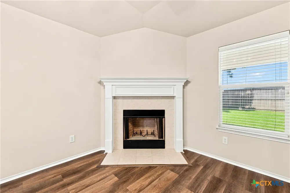 6541 Serena Lane Woodway, TX 76712