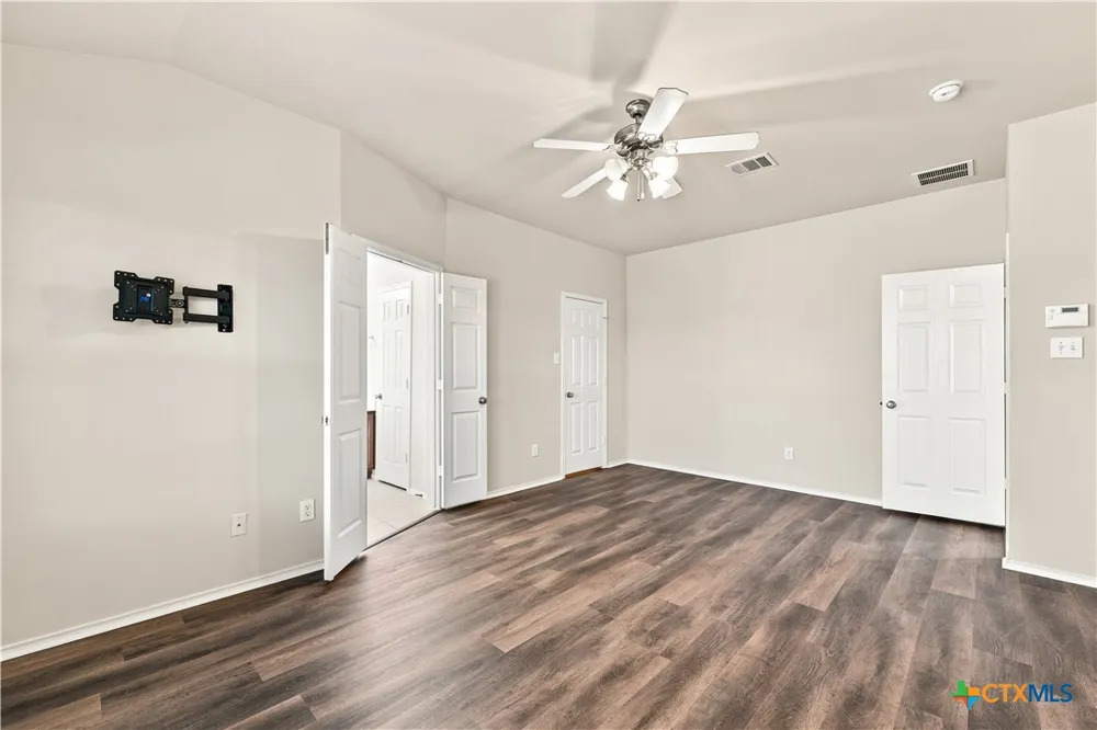 6541 Serena Lane Woodway, TX 76712