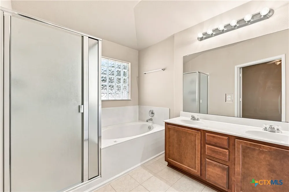 6541 Serena Lane Woodway, TX 76712