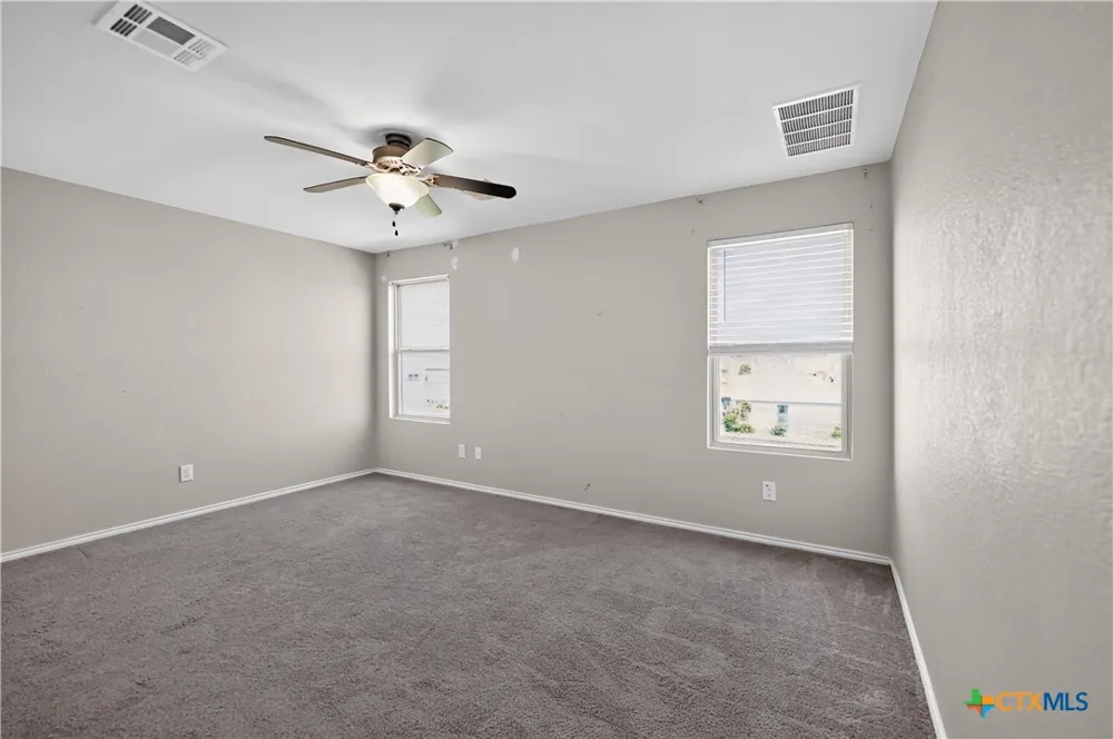 456 Major Lee Lane Jarrell, TX 76537