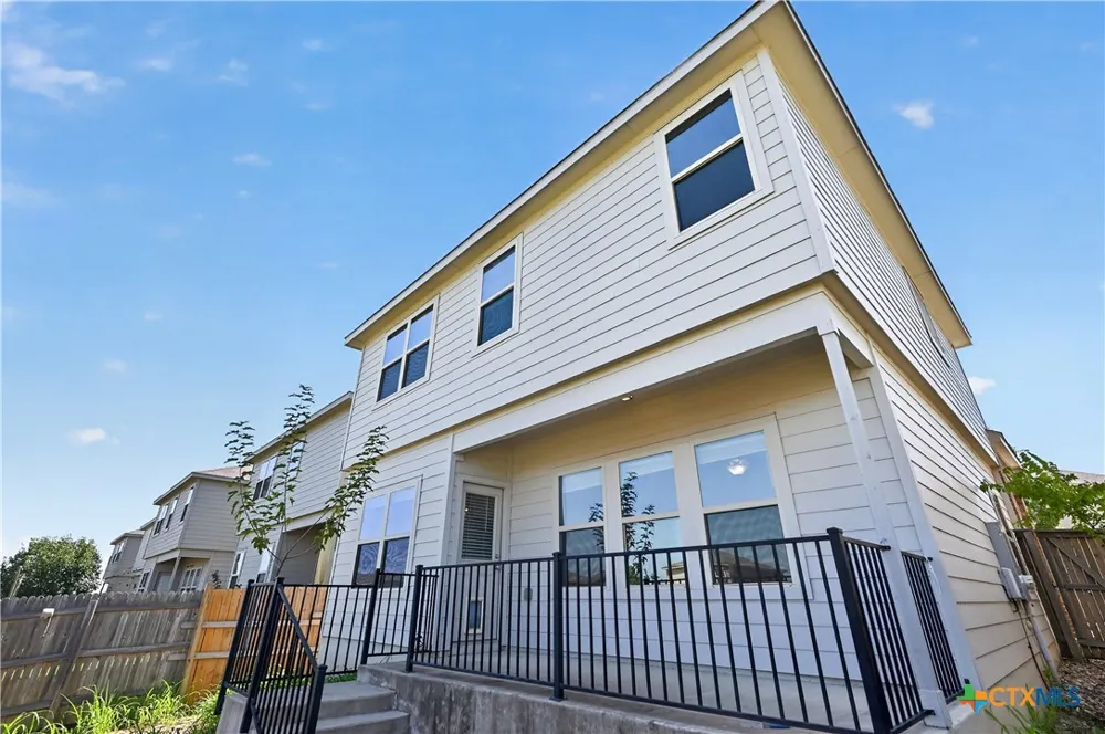 456 Major Lee Lane Jarrell, TX 76537