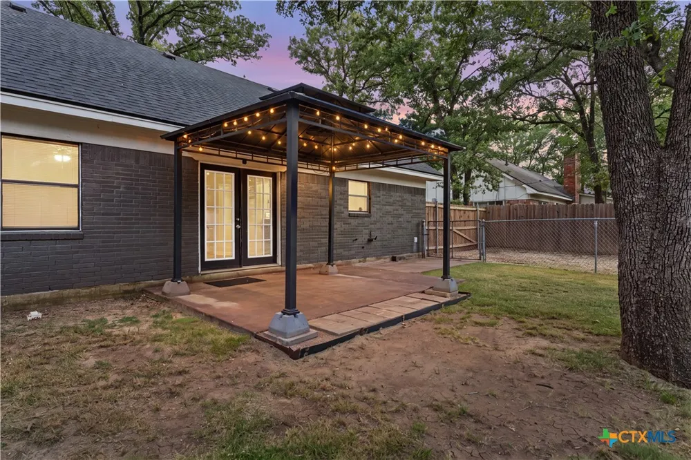 4506 Kendall Lane Waco, TX 76705