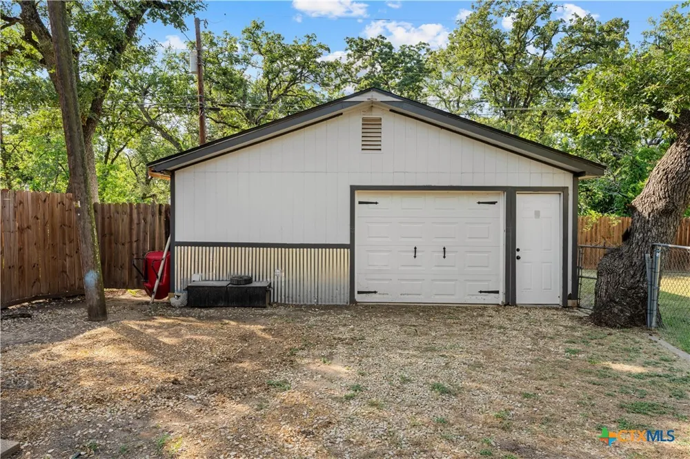 4506 Kendall Lane Waco, TX 76705