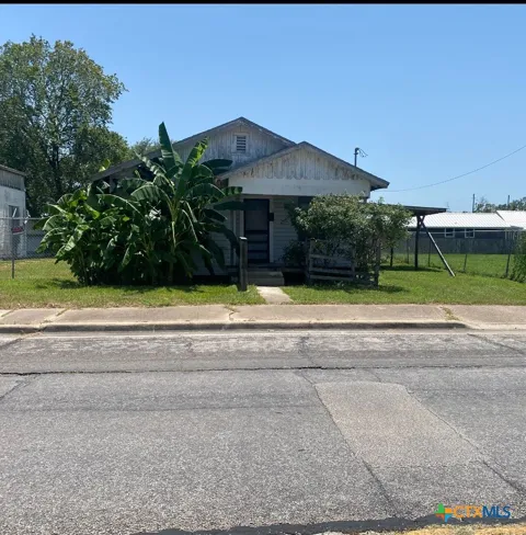 705 E North Street