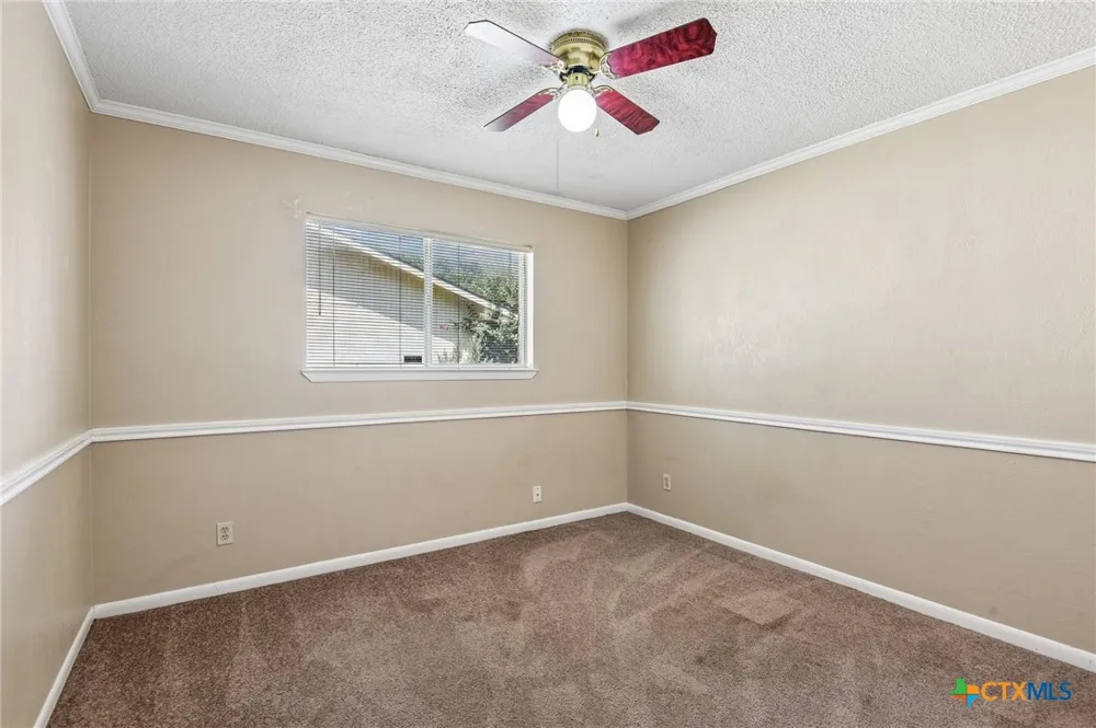 1641 Driftwood Drive Seguin, TX 78155