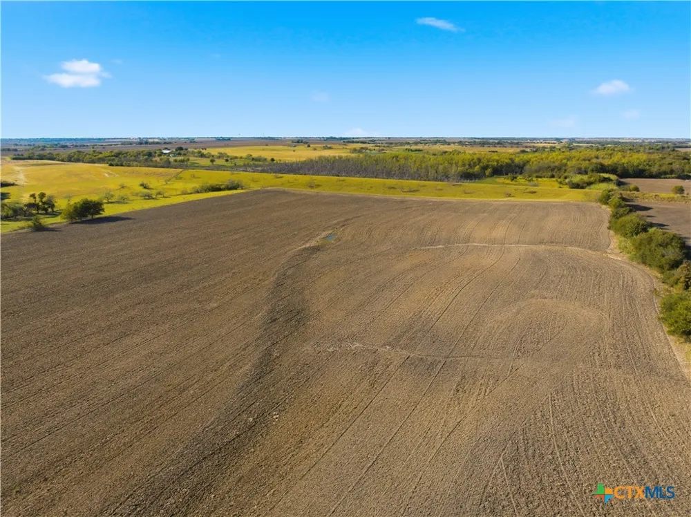 2663 W Crabb West, TX 76691