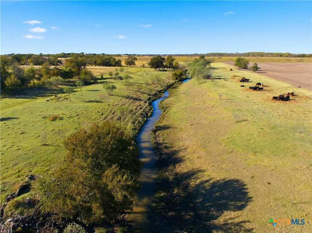 2663 W Crabb West, TX 76691